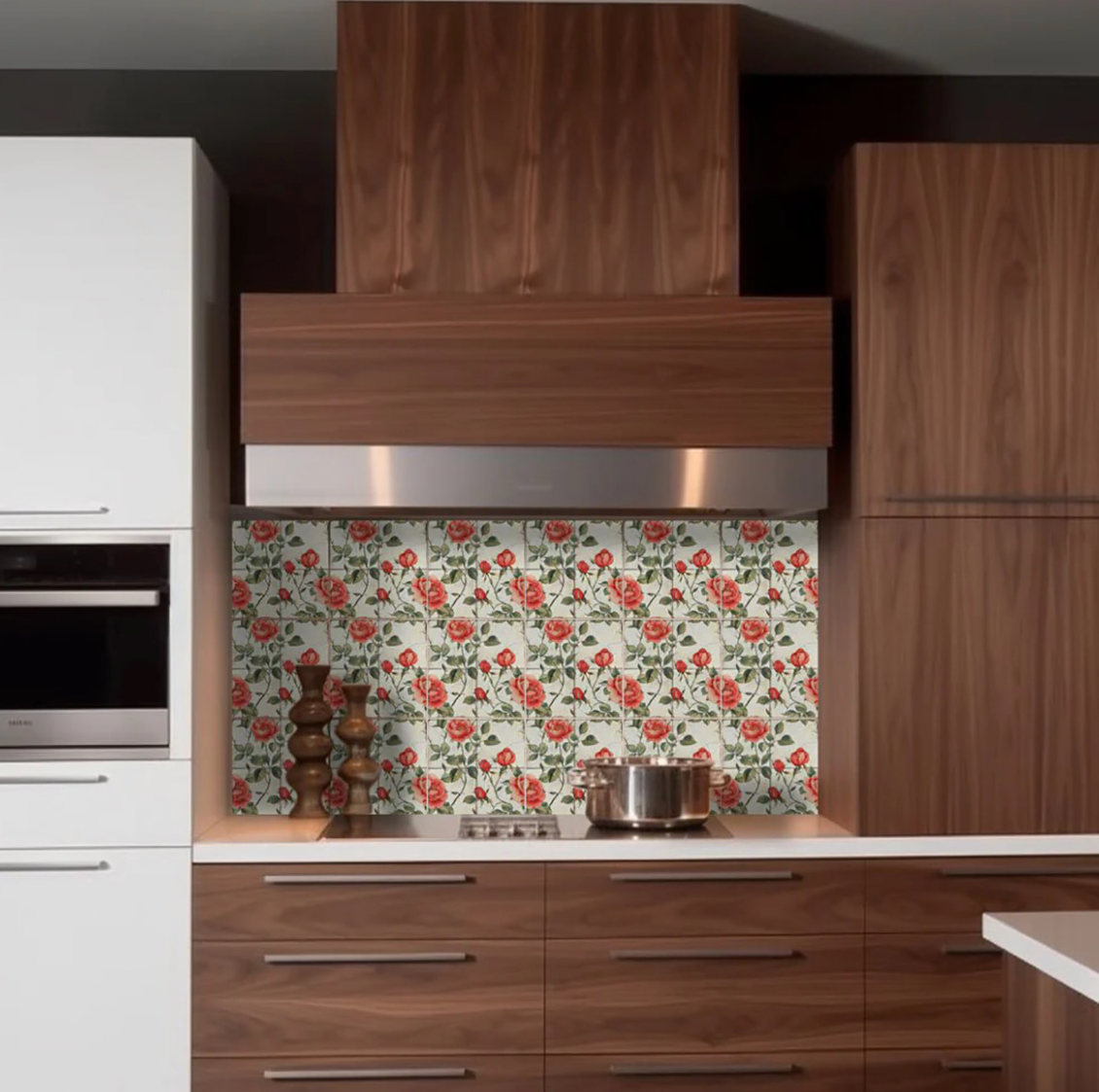 Red And Green Vinyl Arabesque Peel And Stick Removable Tiles (24 Tiles/Set)