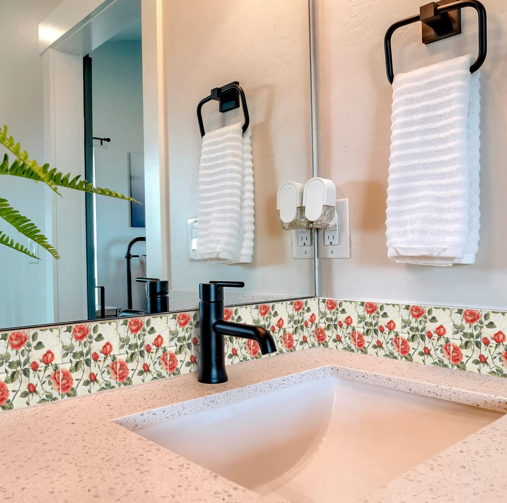Red And Green Vinyl Arabesque Peel And Stick Removable Tiles (24 Tiles/Set)