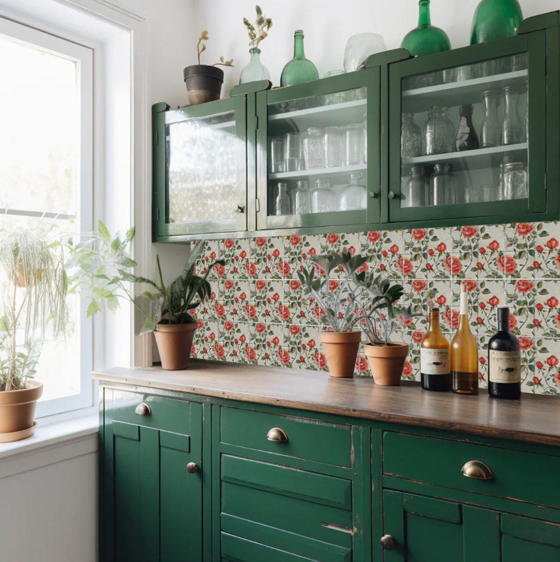 Red And Green Vinyl Arabesque Peel And Stick Removable Tiles (24 Tiles/Set)